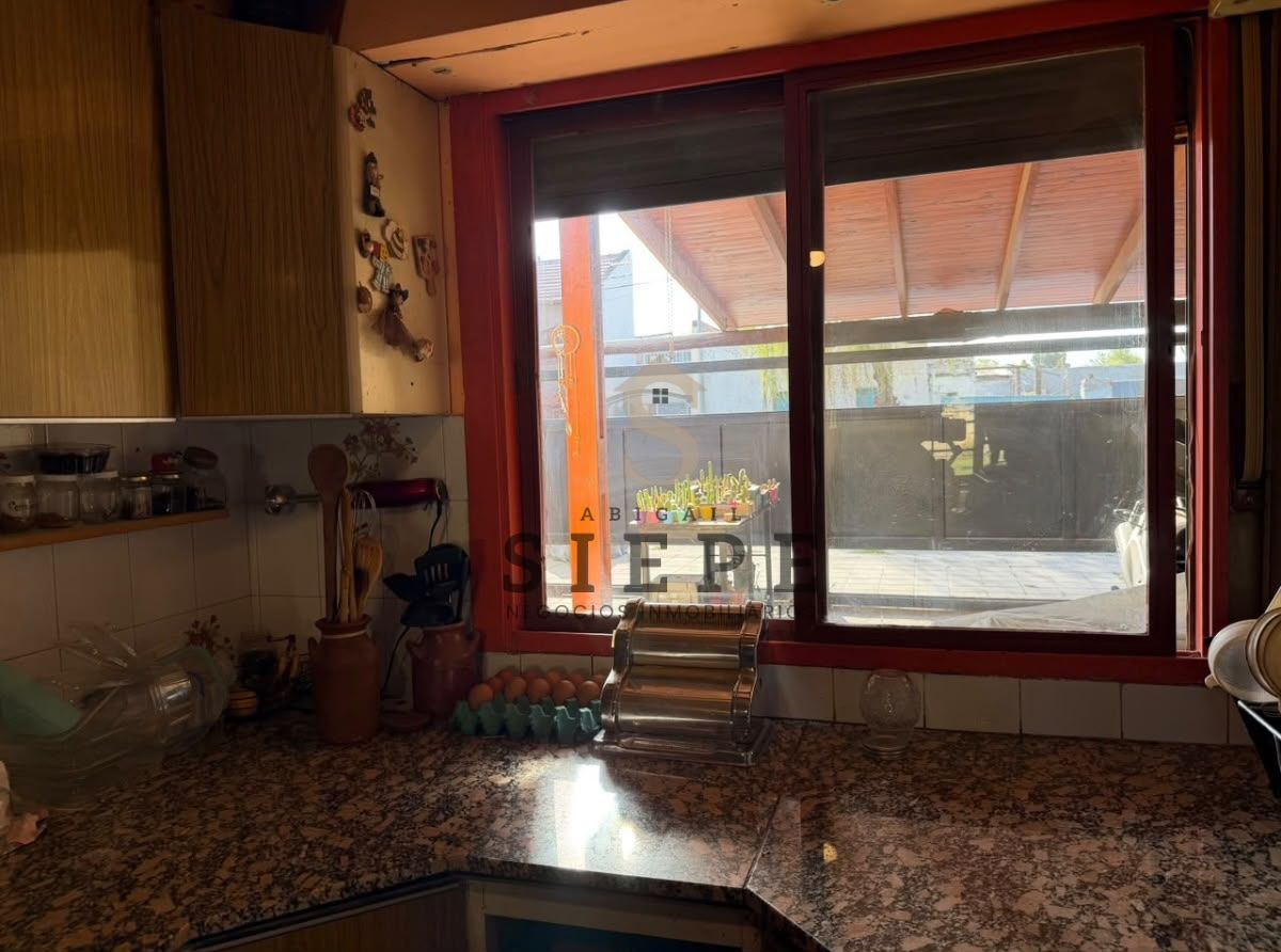 Casa en Venta en Inglaterra 554, Pacifico, Bahía Blanca - Bahía Blanca Propiedades | SITIO OFICIAL l