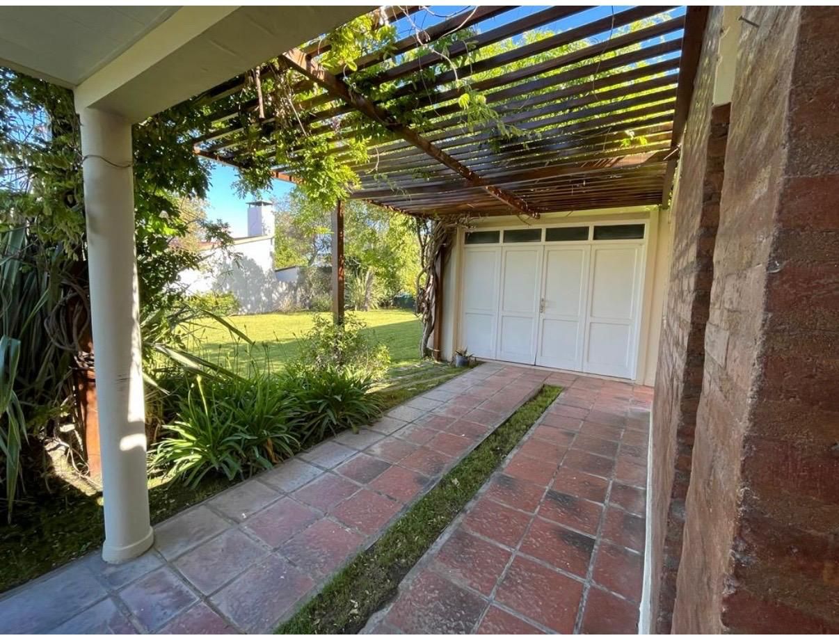 Casa en Venta en Sansot 400, Monte del Este, Monte Hermoso - Bahía Blanca Propiedades | SITIO OFICIAL l