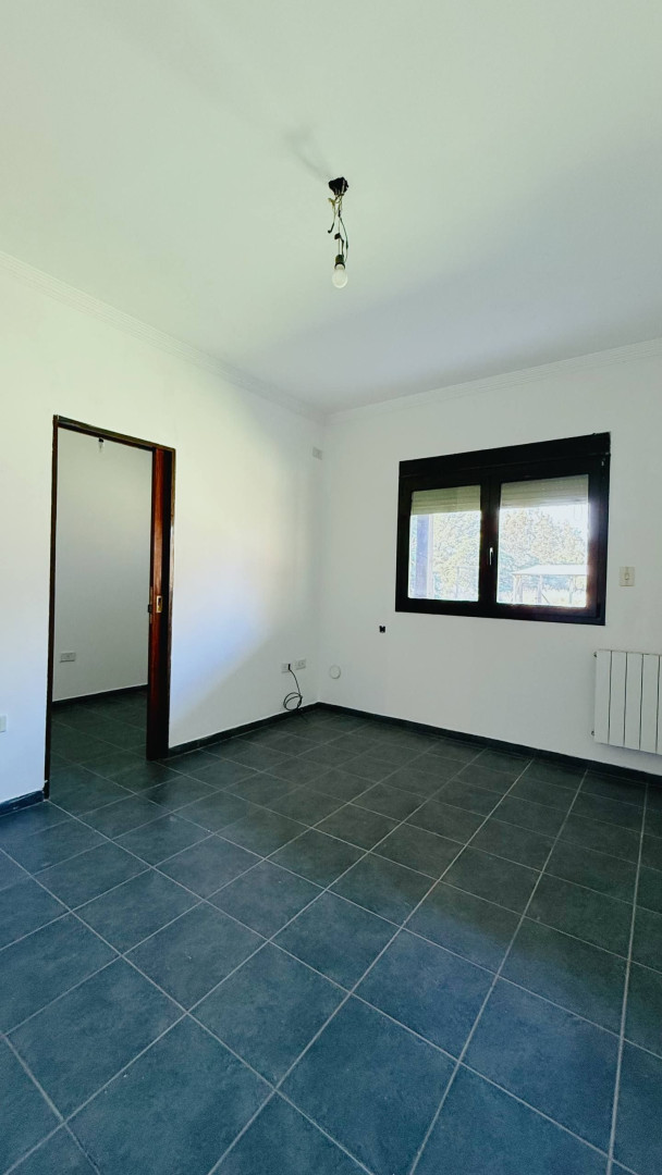 Casa en Venta en LUCIA MIRANDA 135, Los Chañares, Bahía Blanca - Bahía Blanca Propiedades | SITIO OFICIAL l
