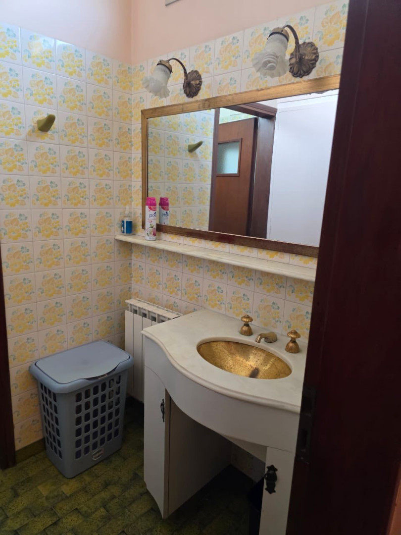 Casa en Venta en Avenida Colon 722,  Carhué - Bahía Blanca Propiedades | SITIO OFICIAL l