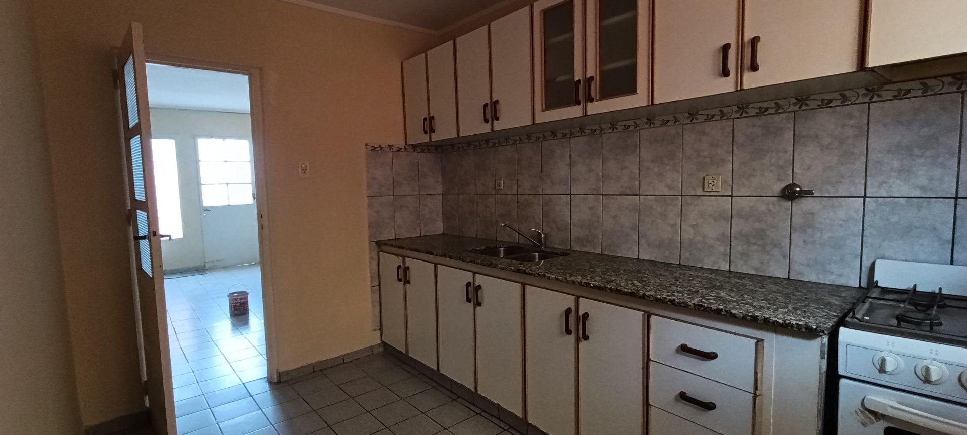 Casa en Alquiler en El Resero 200,  Bahía Blanca - Bahía Blanca Propiedades | SITIO OFICIAL l