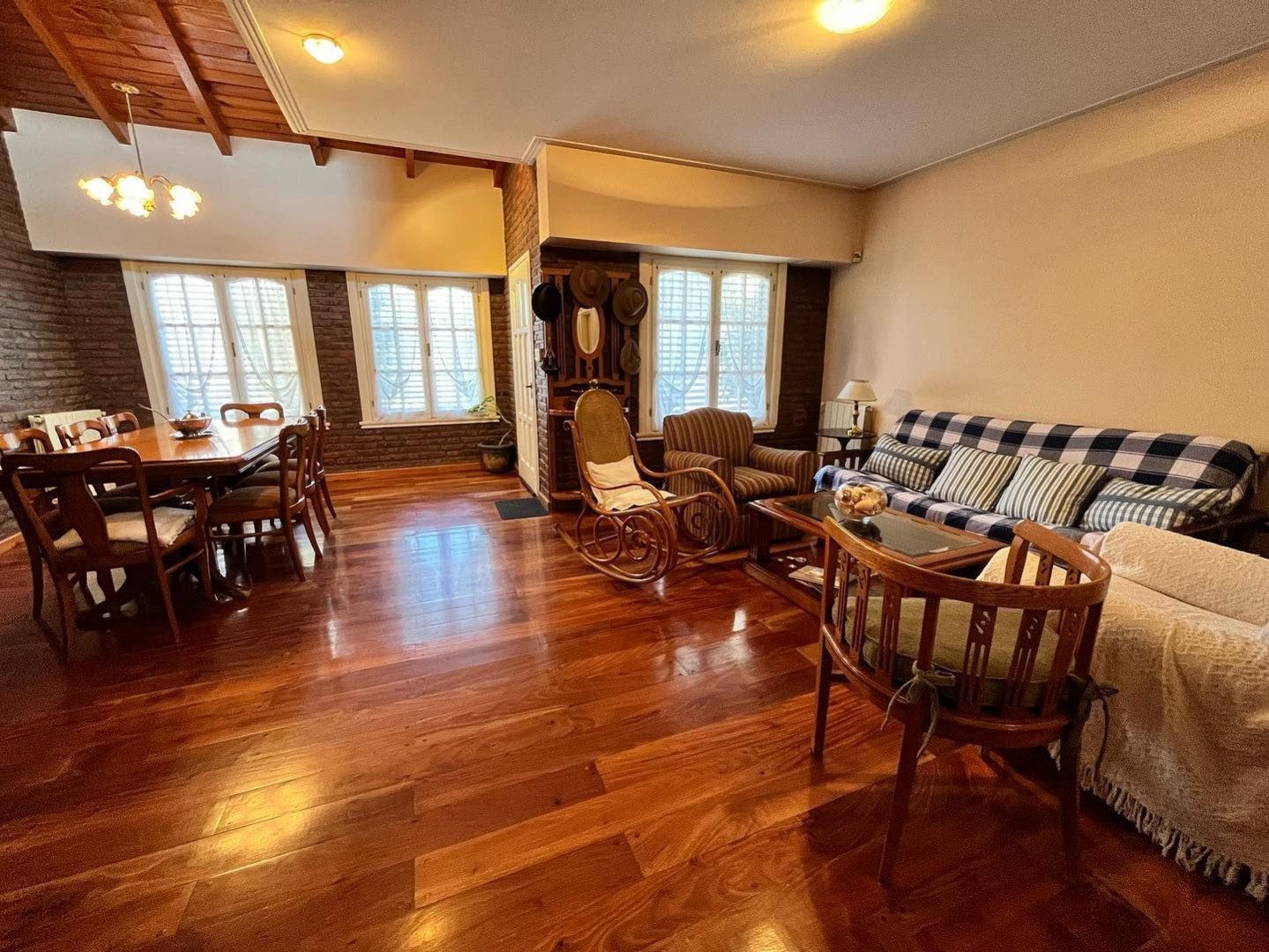 Casa en Venta en 12 De Octubre 2200, Villa del Parque, Bahía Blanca - Bahía Blanca Propiedades | SITIO OFICIAL l