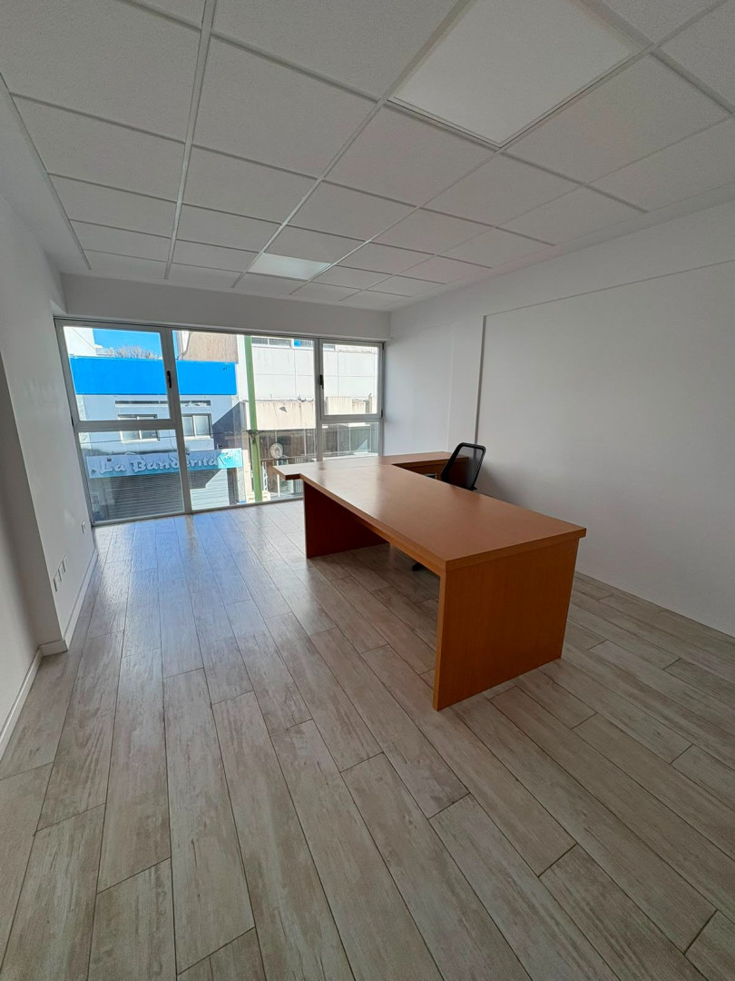 Oficina en Alquiler en San Martin 336, Centro, Bahía Blanca - Bahía Blanca Propiedades | SITIO OFICIAL l