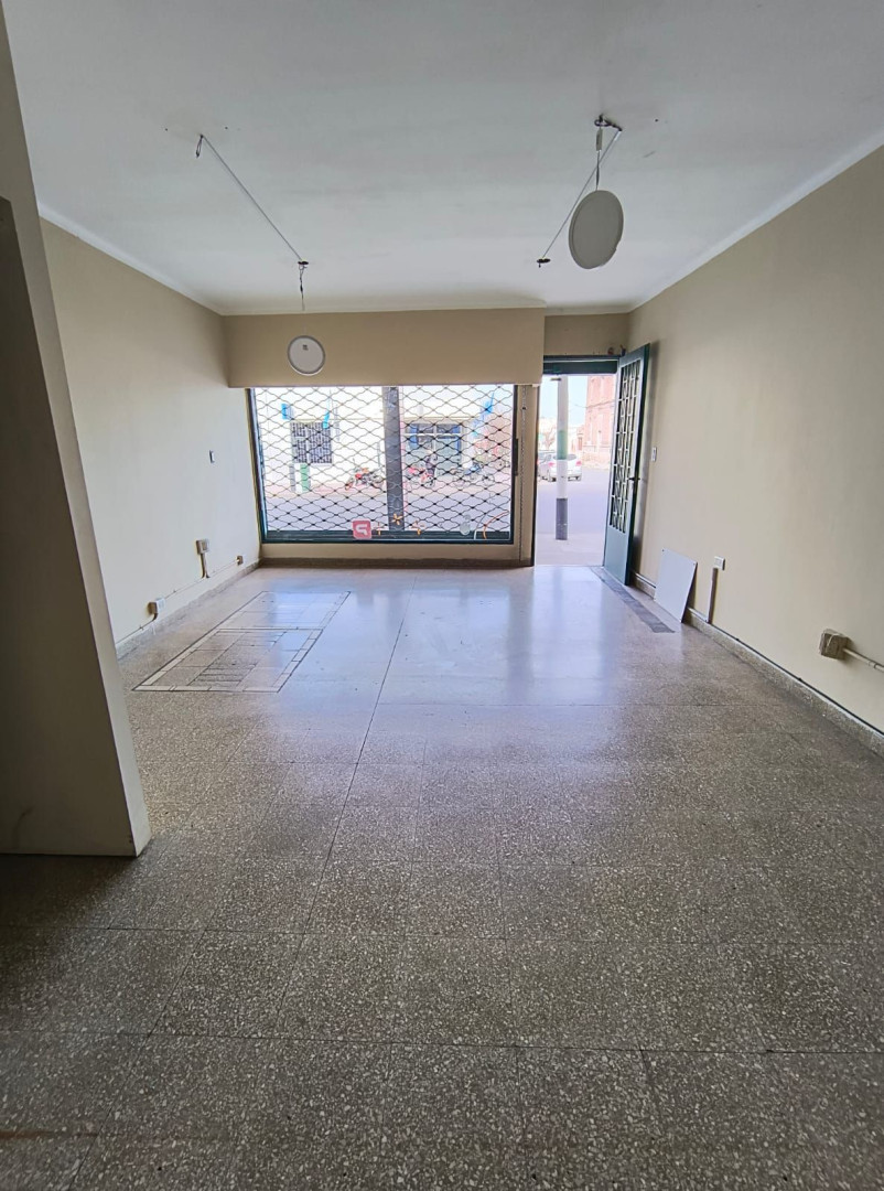 Local en Alquiler en Falucho 184, Villa Mitre, Bahía Blanca - Bahía Blanca Propiedades | SITIO OFICIAL l