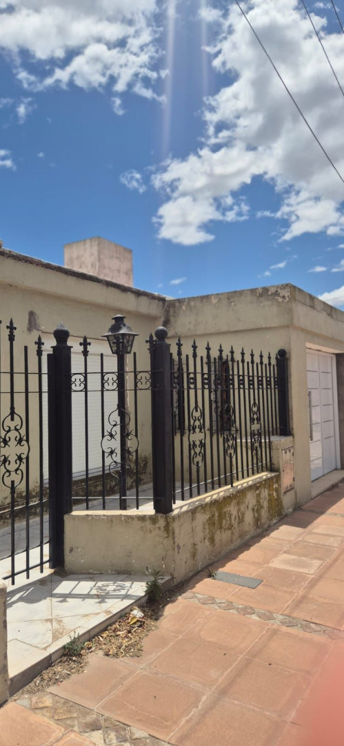 Casa en Venta en Esmeralda 3600, Ingeniero White, Bahía Blanca - Bahía Blanca Propiedades | SITIO OFICIAL l