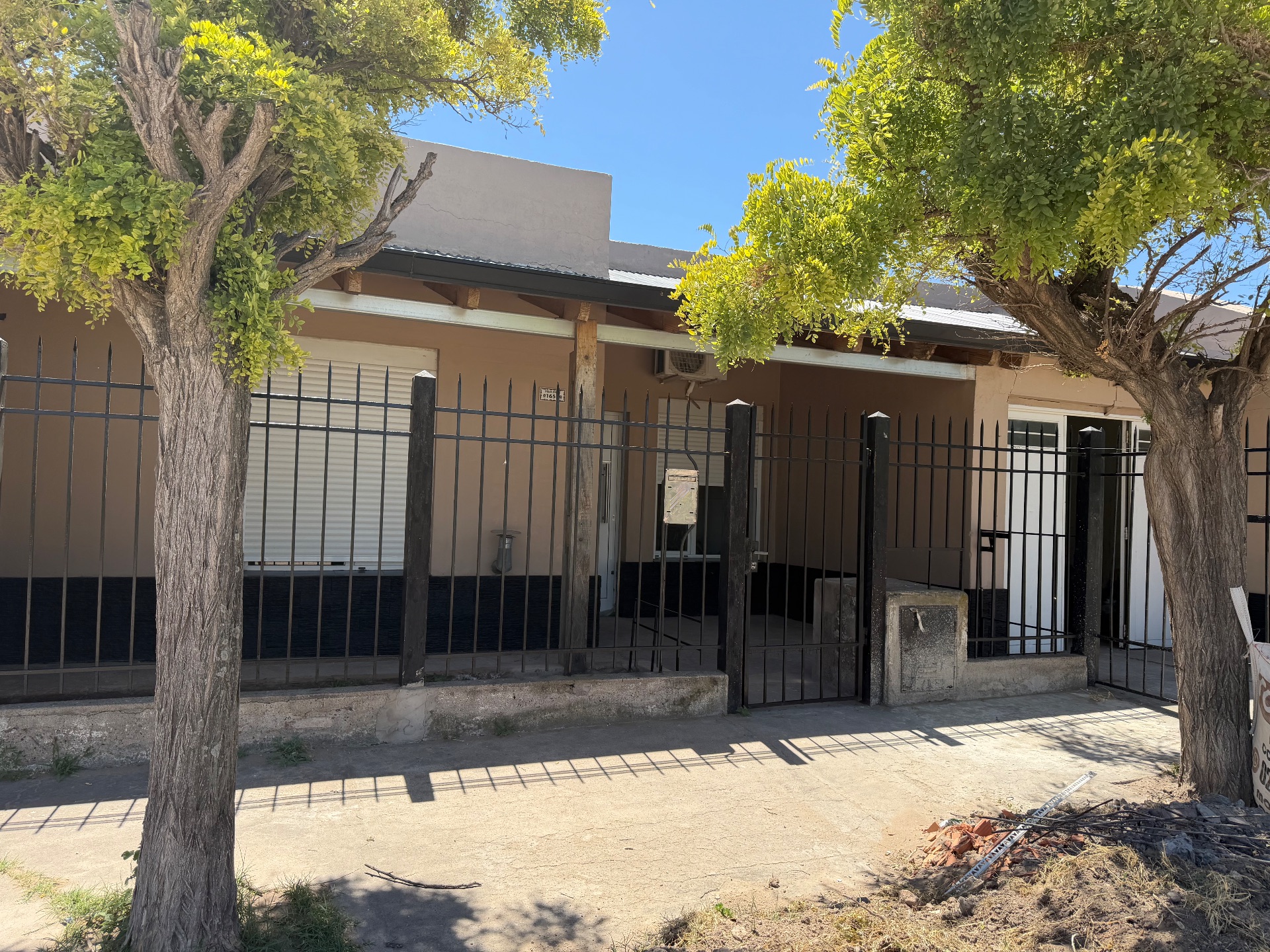 Casa en Venta en Felix Frias 1658, Villa Delfina, Bahía Blanca - Bahía Blanca Propiedades | SITIO OFICIAL l