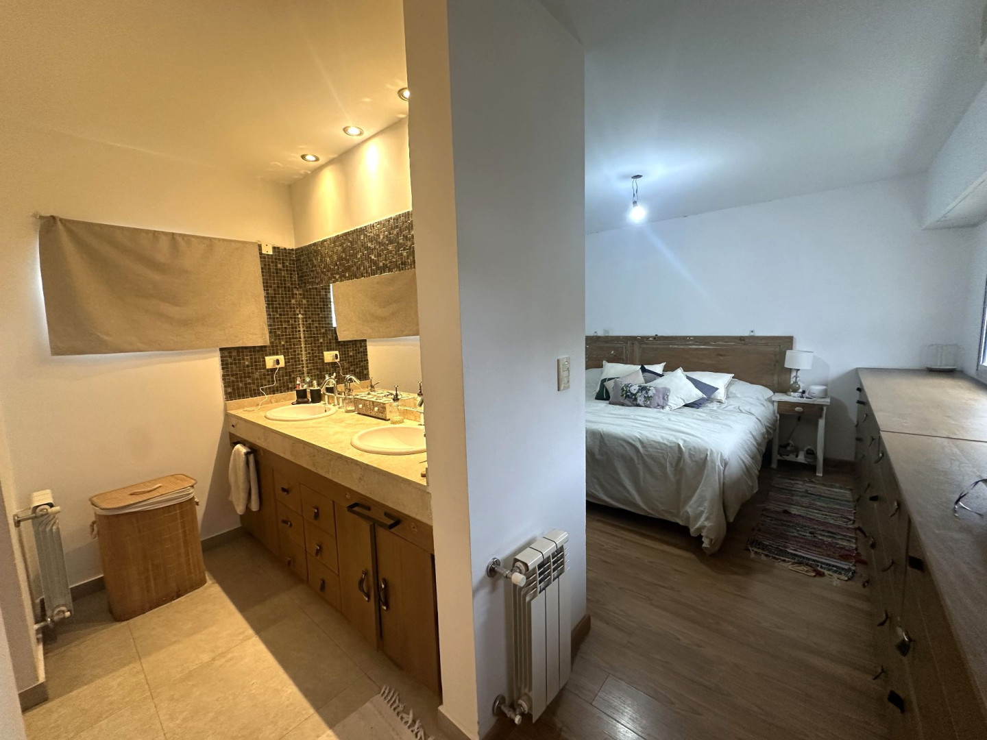 Casa en Venta en Los Adobes 500, Las Acacias, Bahía Blanca - Bahía Blanca Propiedades | SITIO OFICIAL l