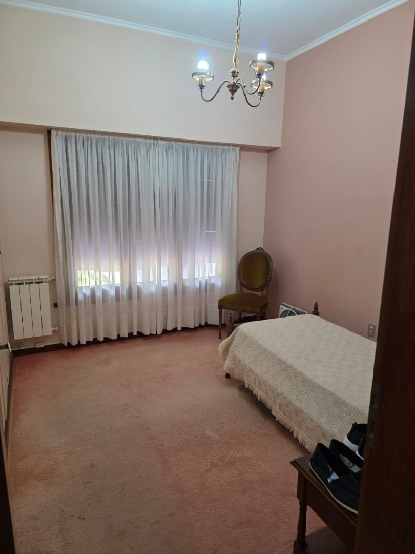 Casa en Venta en Avenida Colon 722,  Carhué - Bahía Blanca Propiedades | SITIO OFICIAL l
