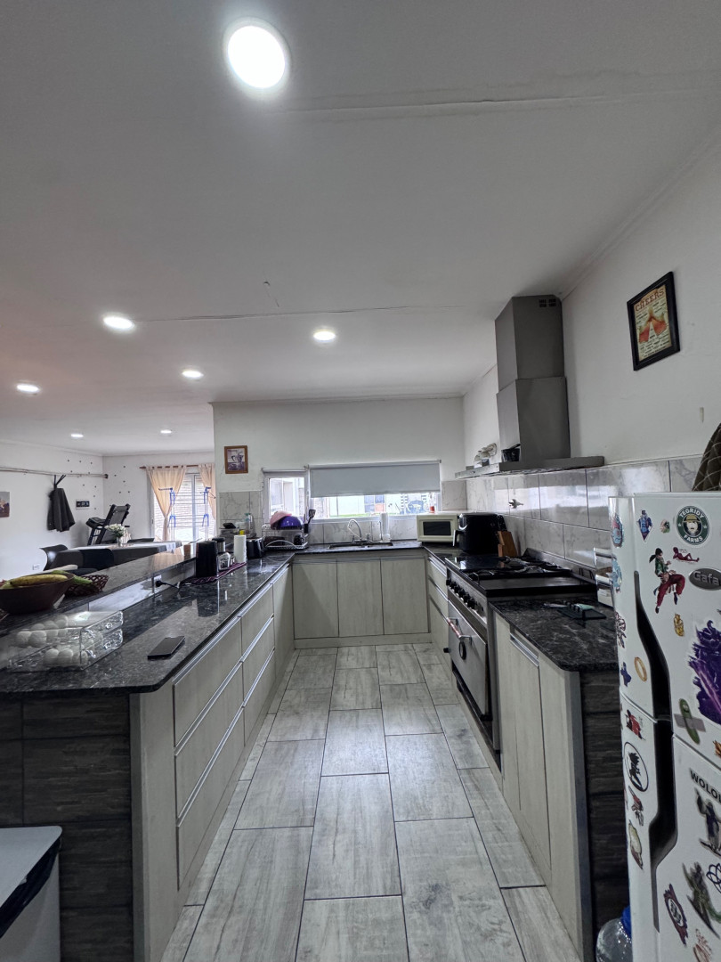 Casa en Venta en Avenente 154, 5 de Abril, Bahía Blanca - Bahía Blanca Propiedades | SITIO OFICIAL l