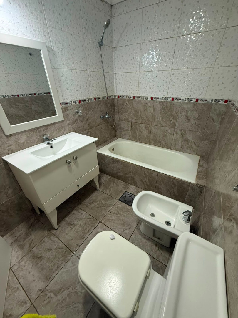 Casa + Departamento en Venta en HUMBOLDT 368, La Falda, Bahía Blanca - Bahía Blanca Propiedades | SITIO OFICIAL l