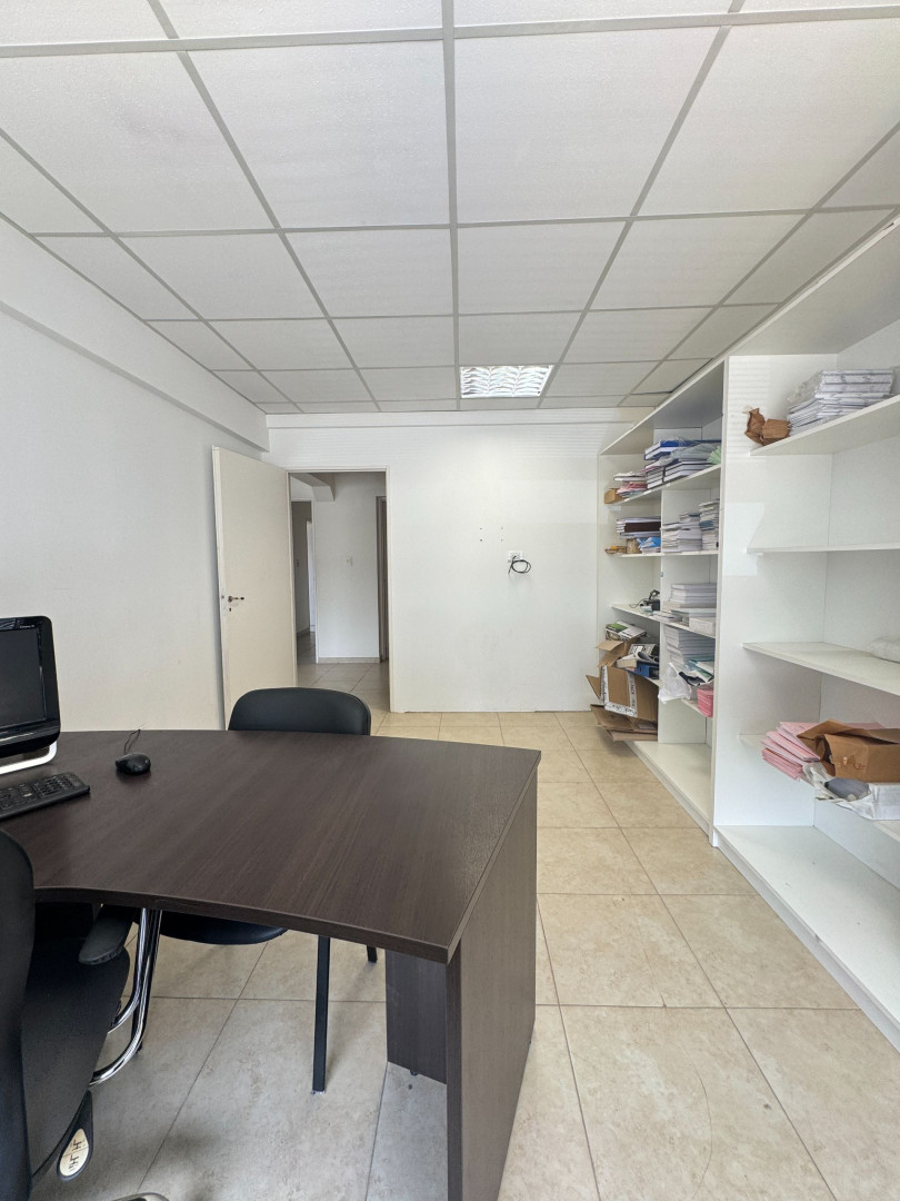 Oficina en Alquiler en PARAGUAY 18 1, Macrocentro, Bahía Blanca - Bahía Blanca Propiedades | SITIO OFICIAL l