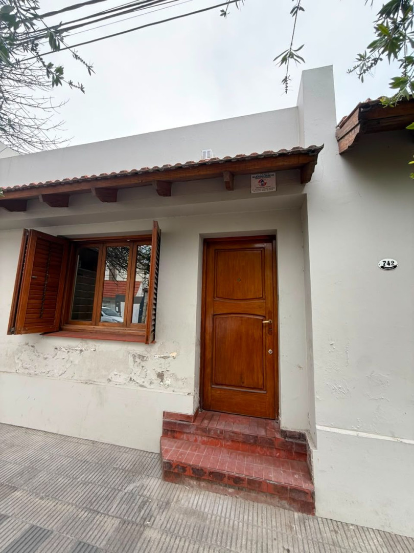 Casa en Venta en Casanova 742, Napostá, Bahía Blanca - Bahía Blanca Propiedades | SITIO OFICIAL l