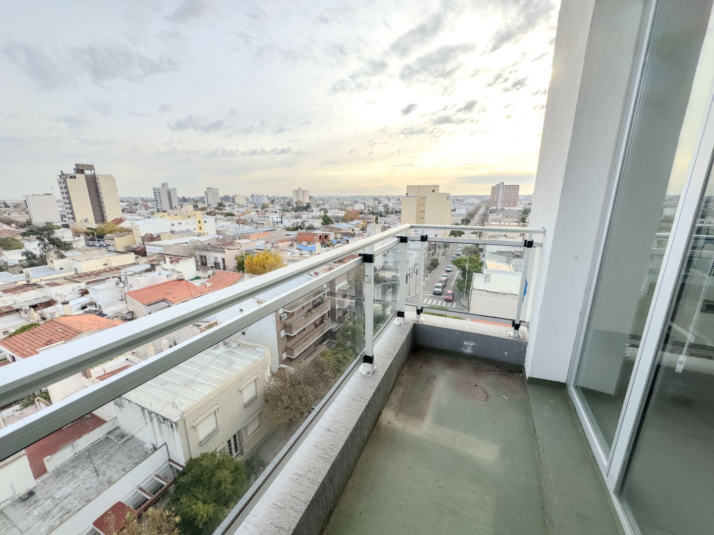 Departamento en Alquiler en Viamonte 163, Centro, Bahía Blanca - Bahía Blanca Propiedades | SITIO OFICIAL l