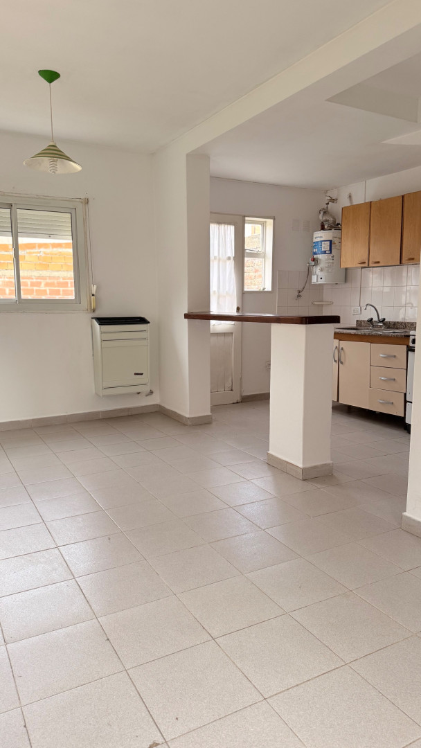 Casa en Alquiler en Pje Rita Rodríguez De Sagari Al 800, Luz y Fuerza, Bahía Blanca - Bahía Blanca Propiedades | SITIO OFICIAL l