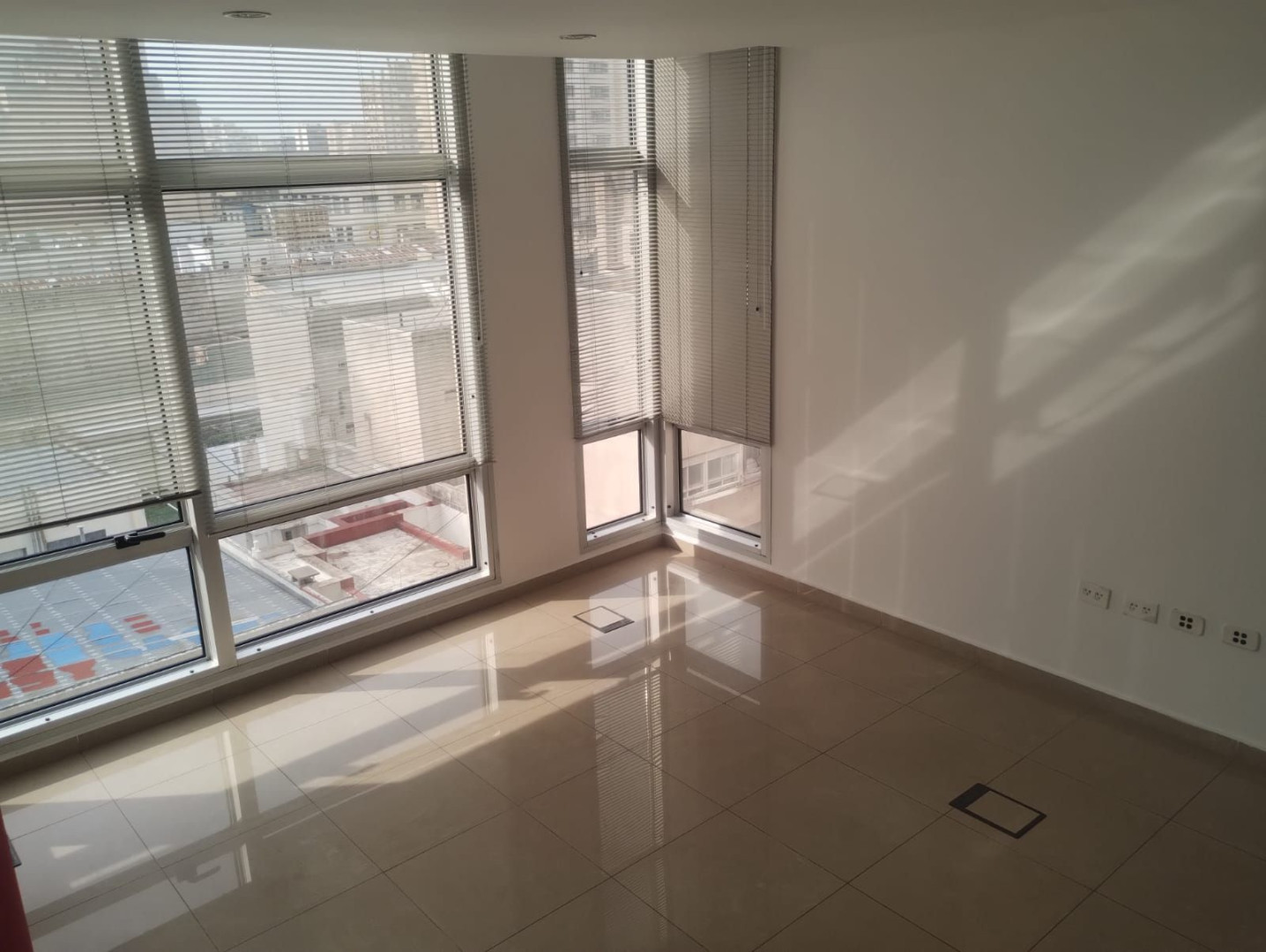 Oficina en Venta en Saavedra 39, Centro, Bahía Blanca - Bahía Blanca Propiedades | SITIO OFICIAL l