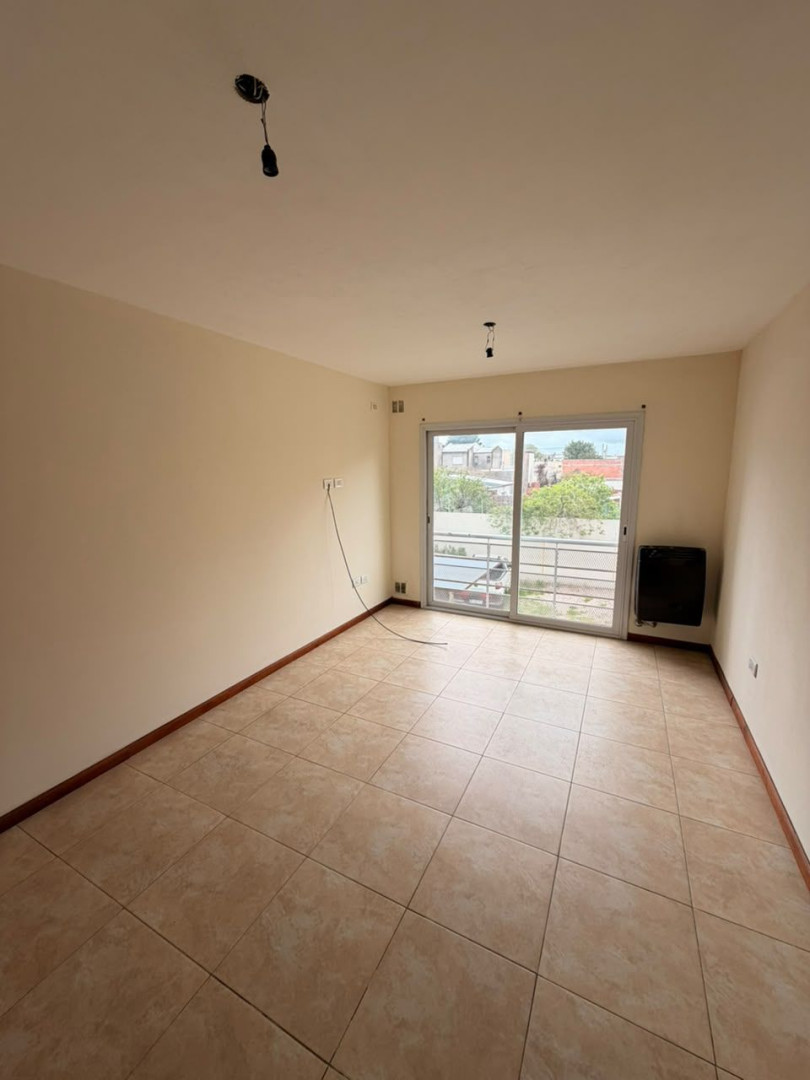 Departamento en Alquiler en MITRE 2021 PISO 1 DEPARTAMENTO 6 - Bahía Blanca Propiedades | SITIO OFICIAL l