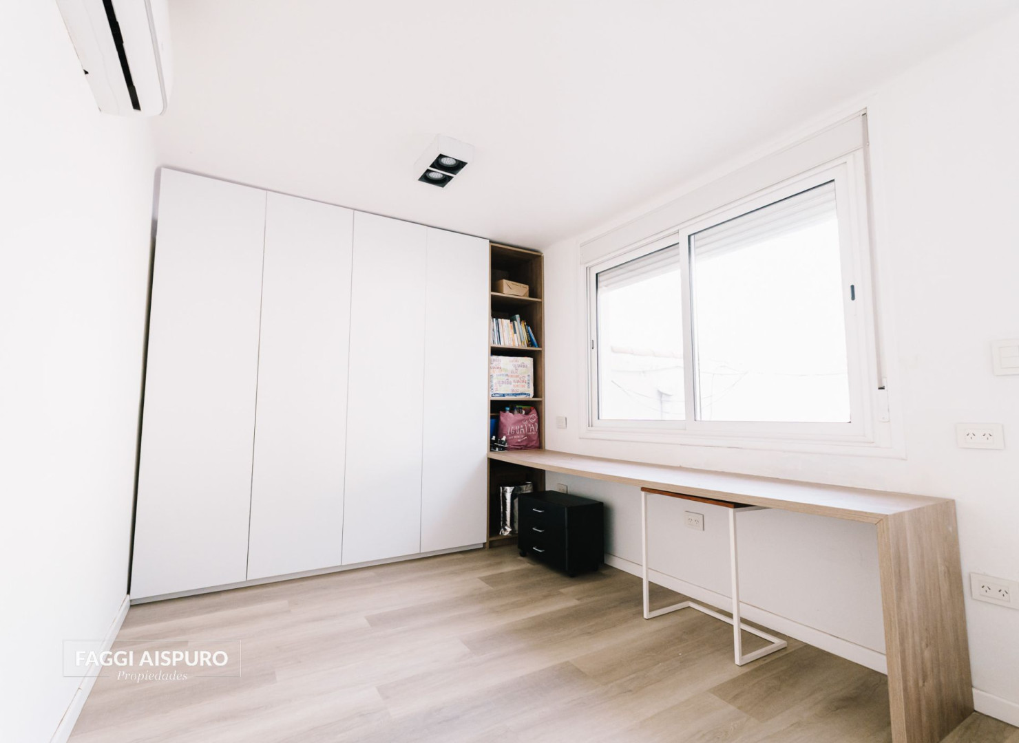 Casa en Venta en Avenida Alem 700, Centro, Bahía Blanca - Bahía Blanca Propiedades | SITIO OFICIAL l