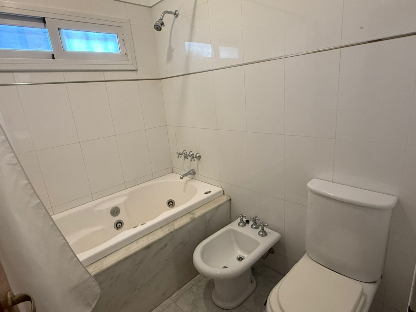 Casa en Venta en Gregorio De La Ferrere 588, Patagonia, Bahía Blanca - Bahía Blanca Propiedades | SITIO OFICIAL l