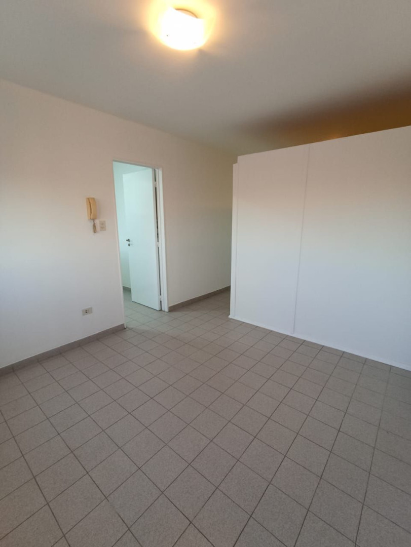 Departamento en Alquiler en Estomba 800, Centro, Bahía Blanca - Bahía Blanca Propiedades | SITIO OFICIAL l