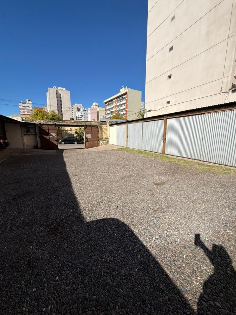 Cochera en Venta en Casanova 114, Macrocentro, Bahía Blanca - Bahía Blanca Propiedades | SITIO OFICIAL l