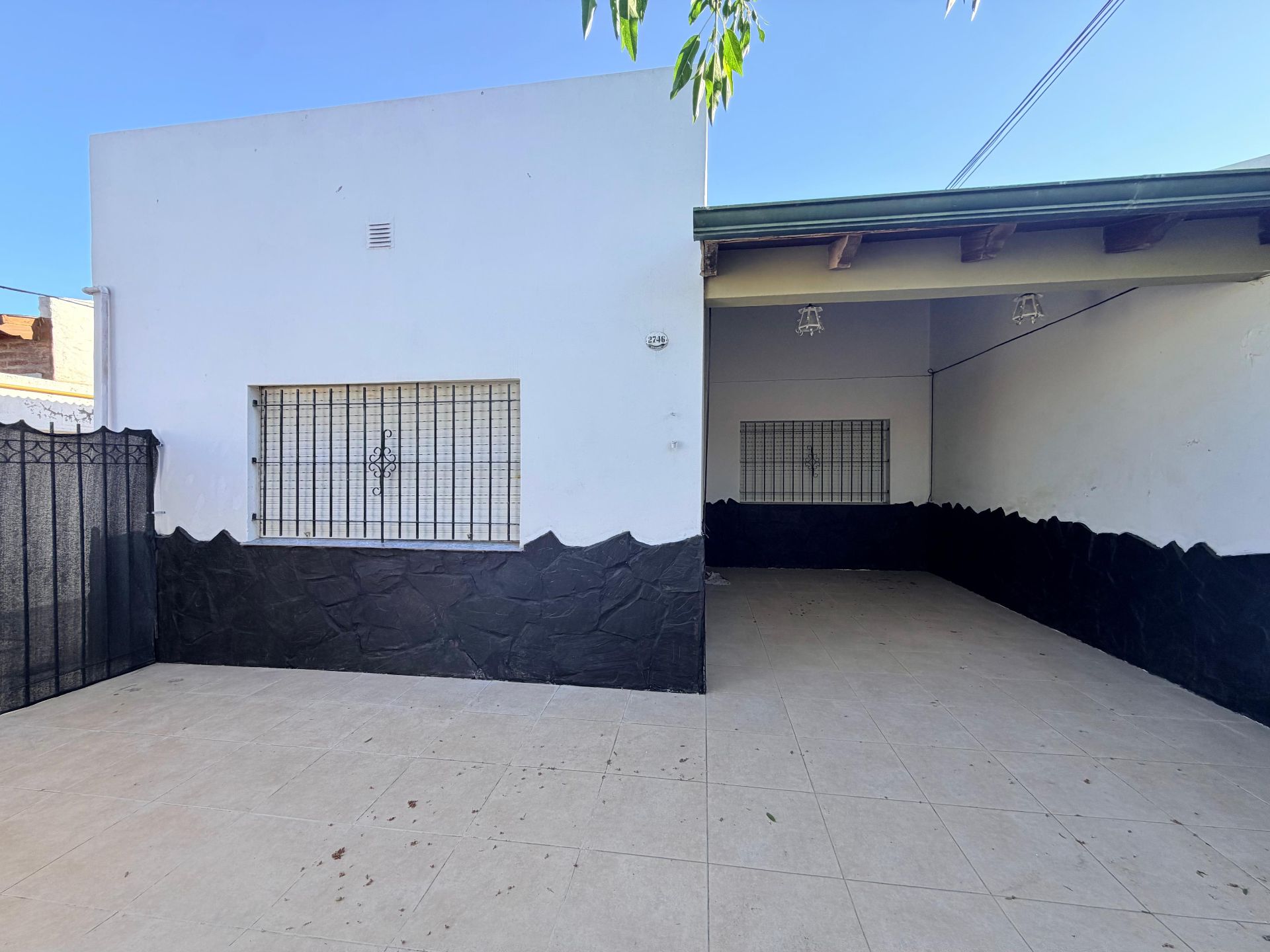 Casa en Alquiler en Estomba 2746, Los Almendros, Bahía Blanca - Bahía Blanca Propiedades | SITIO OFICIAL l