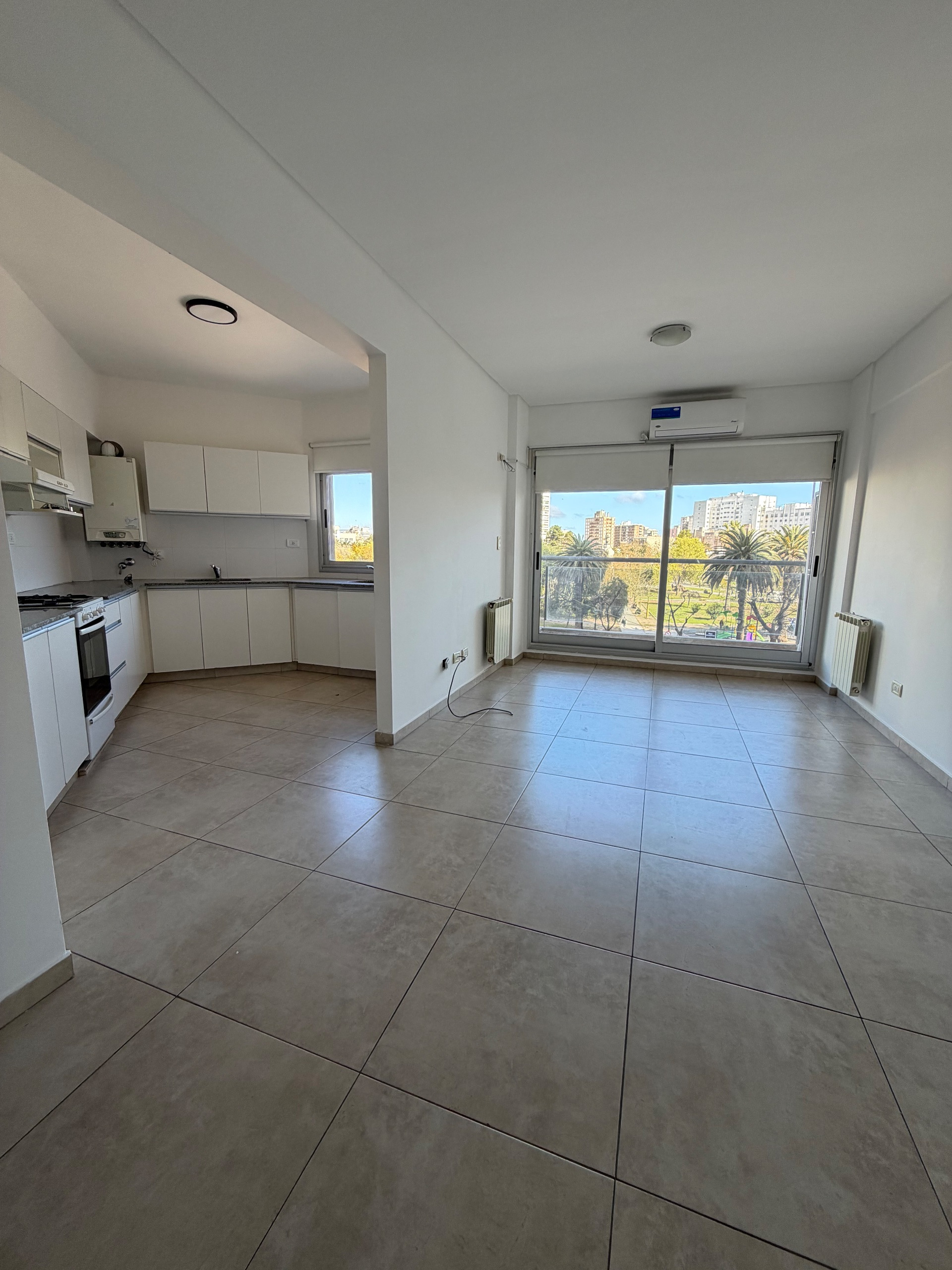 Departamento en Alquiler en Sarmiento 108 , Centro, Bahía Blanca - Bahía Blanca Propiedades | SITIO OFICIAL l