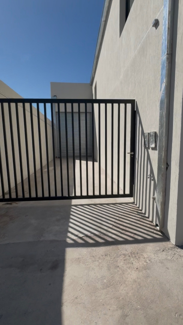 Galpón en Alquiler en Lainez 2966,  Bahía Blanca - Bahía Blanca Propiedades | SITIO OFICIAL l