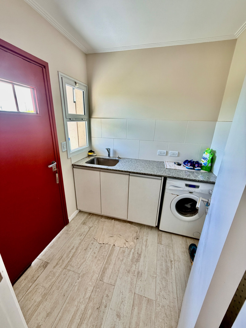 Casa en Venta en Alferez Mansilla 700,  Coronel Pringles - Bahía Blanca Propiedades | SITIO OFICIAL l