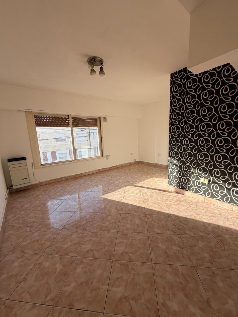 Departamento en Alquiler en GARIBALDI 595 1°B, Villa Mitre, Bahía Blanca - Bahía Blanca Propiedades | SITIO OFICIAL l