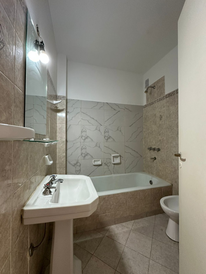 Departamento en Alquiler en Rodriguez Y Mitre , Centro, Bahía Blanca - Bahía Blanca Propiedades | SITIO OFICIAL l