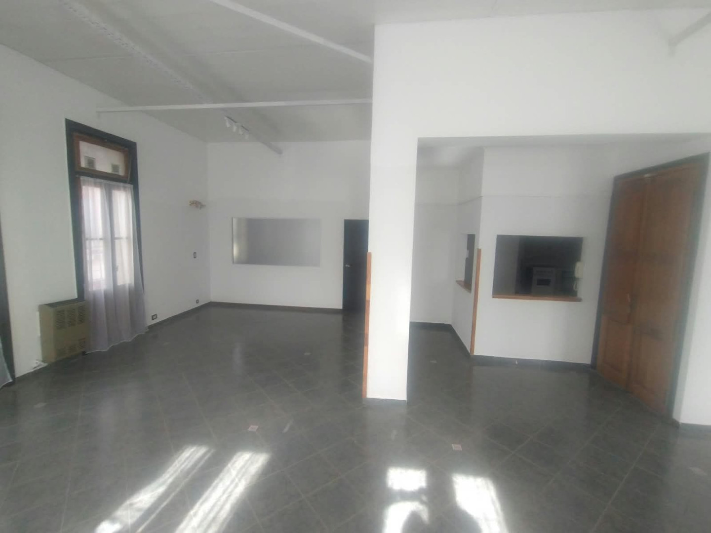 Oficina en Alquiler en Brown 159, Centro, Bahía Blanca - Bahía Blanca Propiedades | SITIO OFICIAL l