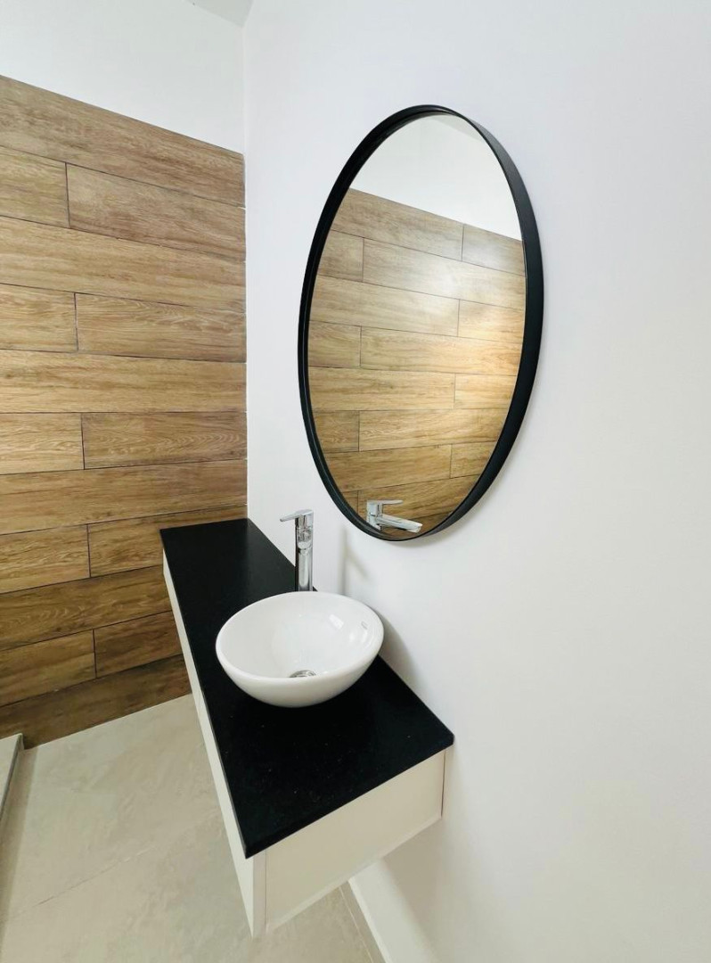 Casa en Venta en CANADA 80, Universitario, Bahía Blanca - Bahía Blanca Propiedades | SITIO OFICIAL l