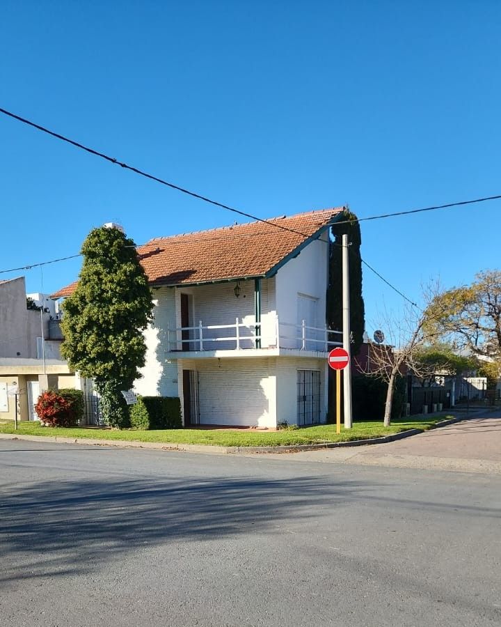 Casa en Venta en Nelida Fossatty 698,  Monte Hermoso - Bahía Blanca Propiedades | SITIO OFICIAL l
