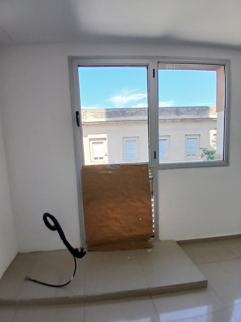 Oficina en Alquiler en Gorriti 85, Centro, Bahía Blanca - Bahía Blanca Propiedades | SITIO OFICIAL l