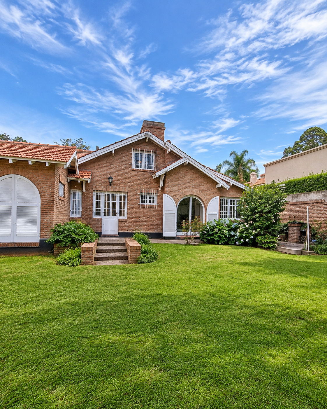 Casa en Alquiler en Leon De Iraeta 700, Palihue, Bahía Blanca - Bahía Blanca Propiedades | SITIO OFICIAL l