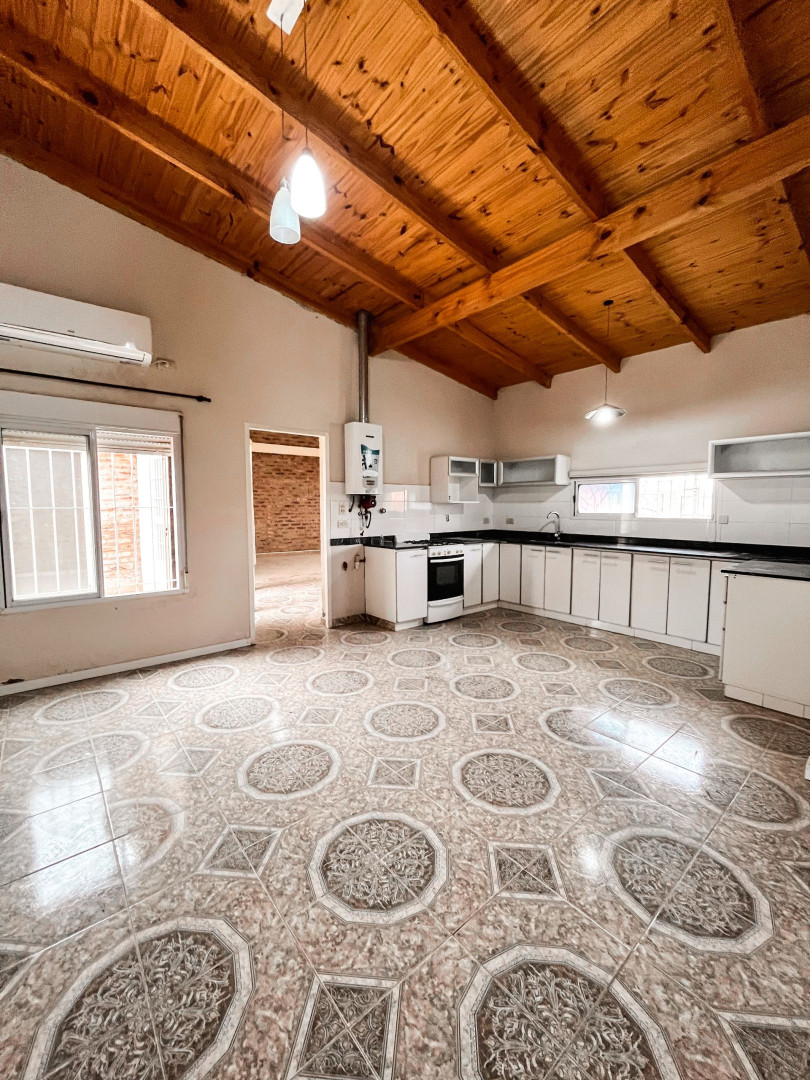 Casa en Venta en Nicaragua 3500, Avellaneda, Bahía Blanca - Bahía Blanca Propiedades | SITIO OFICIAL l