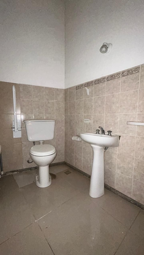 Local en Alquiler en Zelarrayan Y Jose Hernandez,  Bahía Blanca - Bahía Blanca Propiedades | SITIO OFICIAL l