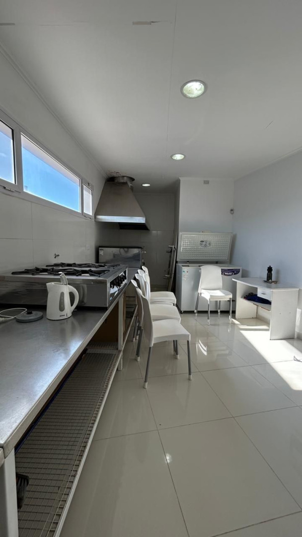 Local en Alquiler en Zelarrayan Y Jose Hernandez,  Bahía Blanca - Bahía Blanca Propiedades | SITIO OFICIAL l