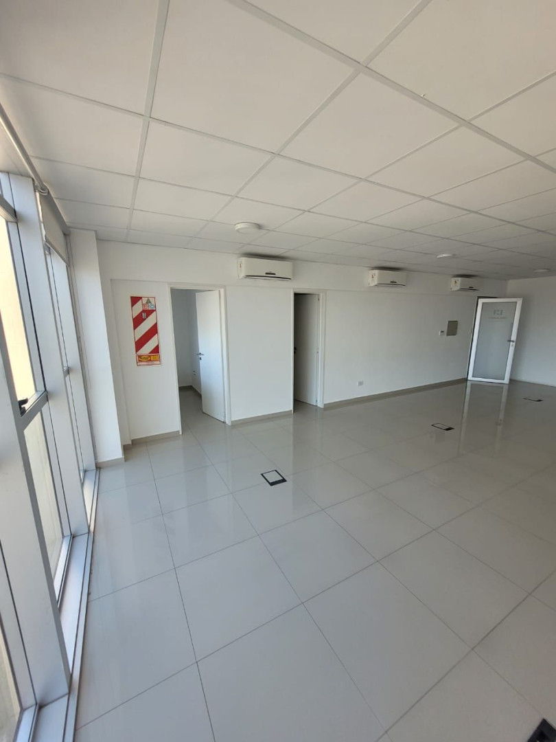 Oficina en Alquiler en Paraguay 241, Centro, Bahía Blanca - Bahía Blanca Propiedades | SITIO OFICIAL l