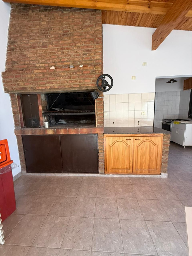 Casa en Venta en AVENIDA LA PLATA, Universitario, Bahía Blanca - Bahía Blanca Propiedades | SITIO OFICIAL l