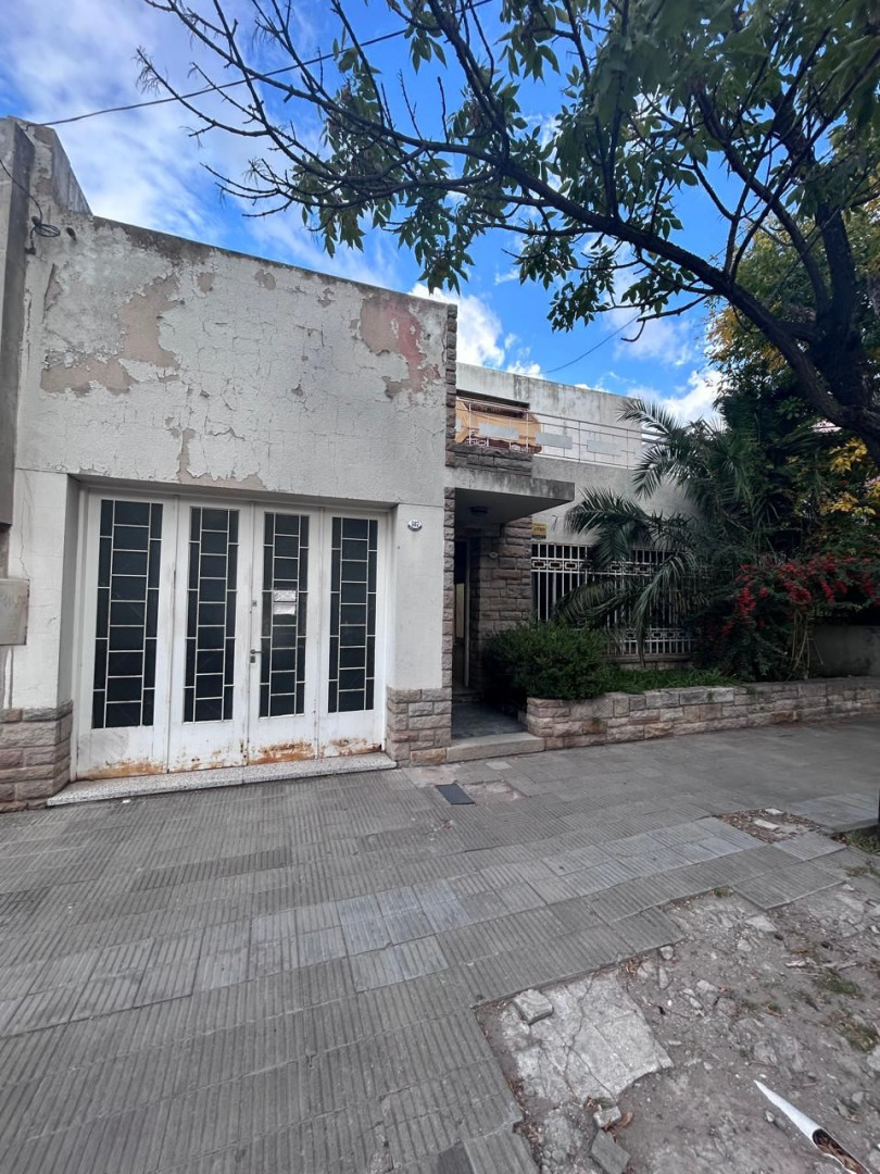 Casa en Venta en Yrigoyen 500, Macrocentro, Bahía Blanca - Bahía Blanca Propiedades | SITIO OFICIAL l