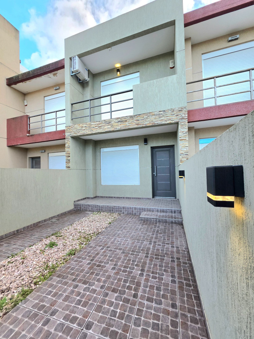 Duplex en Venta en Rojas 118, La Falda, Bahía Blanca - Bahía Blanca Propiedades | SITIO OFICIAL l