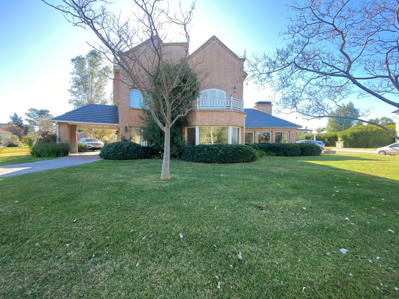 Casa en Venta  Bosque Alto, Bahía Blanca - Bahía Blanca Propiedades | SITIO OFICIAL l