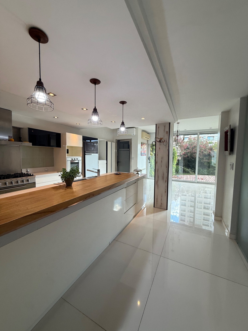 Casa en Venta en Italia 100, Centro, Bahía Blanca - Bahía Blanca Propiedades | SITIO OFICIAL l