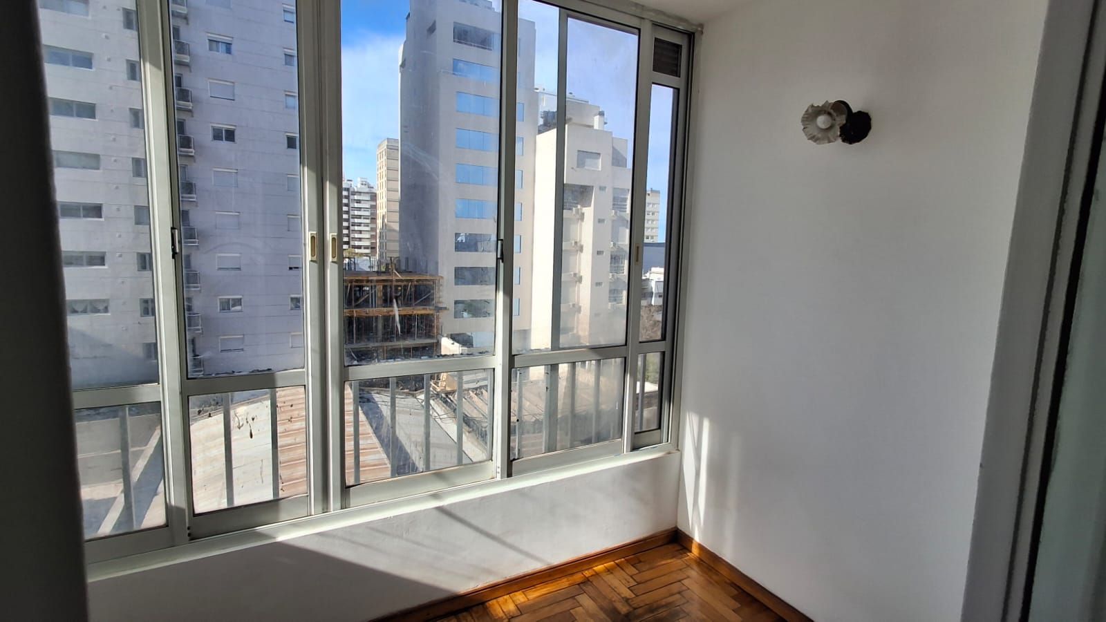 Departamento en Alquiler en Sarmiento 357, Centro, Bahía Blanca - Bahía Blanca Propiedades | SITIO OFICIAL l