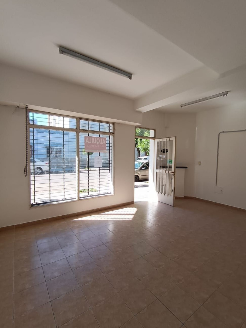 Local en Alquiler en Casanova 12, Centro, Bahía Blanca - Bahía Blanca Propiedades | SITIO OFICIAL l