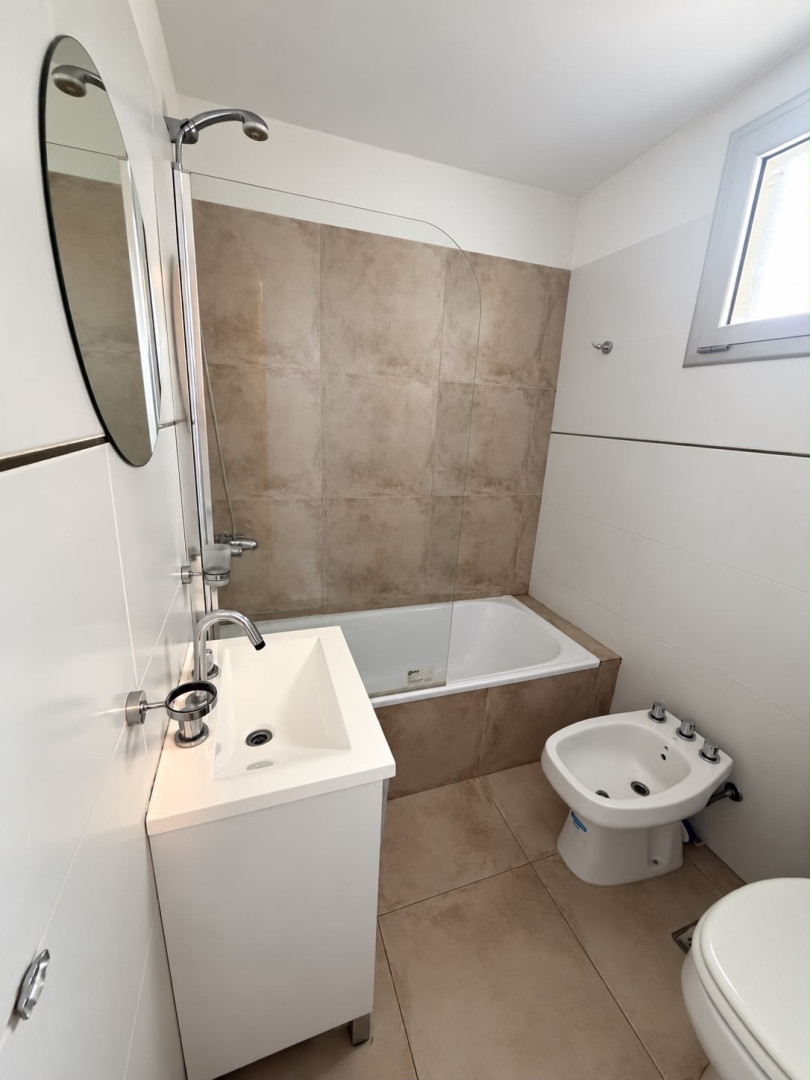 Departamento en Alquiler en Caronti 27 , Centro, Bahía Blanca - Bahía Blanca Propiedades | SITIO OFICIAL l