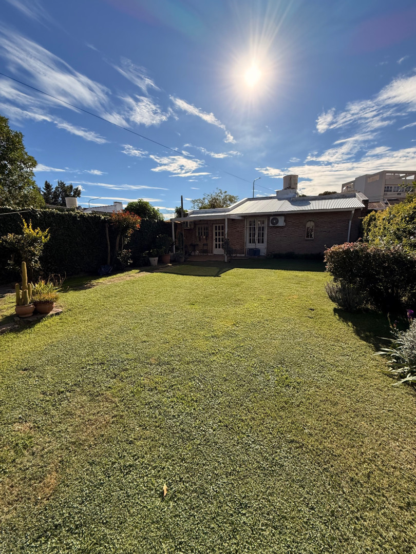 Casa en Venta en Hugony 1854, Villa Floresta, Bahía Blanca - Bahía Blanca Propiedades | SITIO OFICIAL l