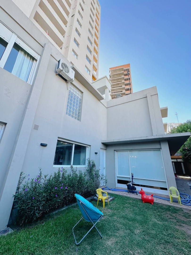 Casa en Venta en Hipolito Yrigoyen 547, Centro, Bahía Blanca - Bahía Blanca Propiedades | SITIO OFICIAL l