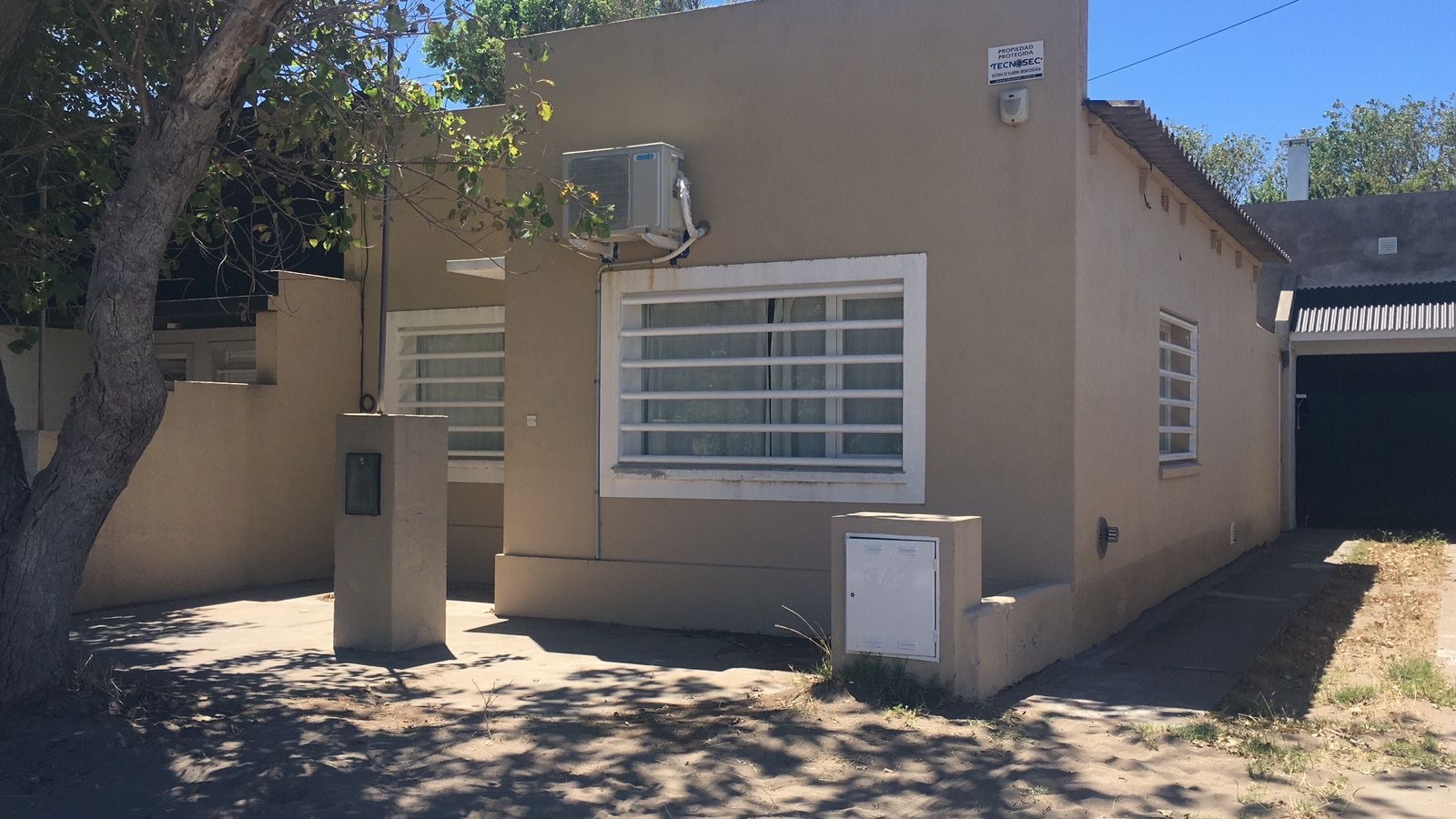 Casa en Venta en Rio Gallegos 175,  Monte Hermoso - Bahía Blanca Propiedades | SITIO OFICIAL l
